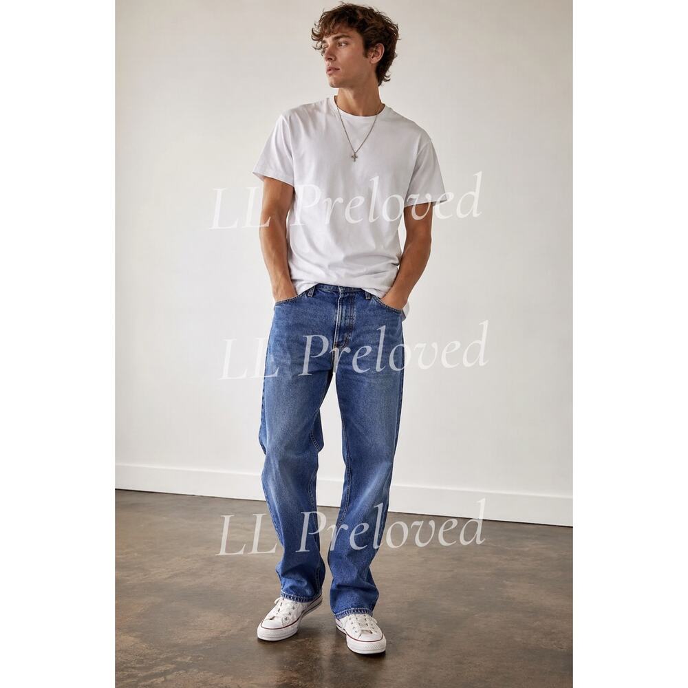 Levi’s Big E Red Tab Jeans 90s Relaxed Straight Leg Med Wash Denim USA 31 x 32‎